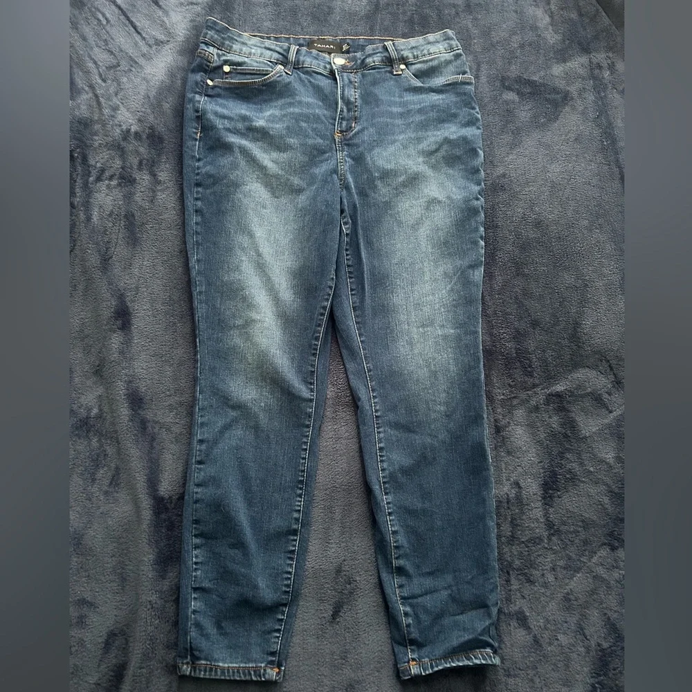 Tahari Chloe Size 16W Denim Jeans - Picture 2 of 11